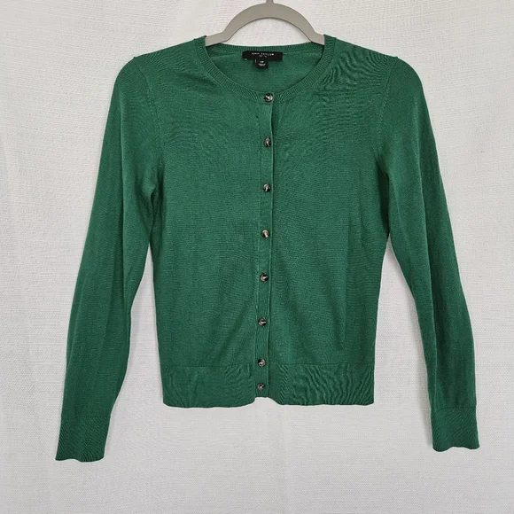Button-Up Cardigan Green sweater Lightweight - Picture 1 of 6